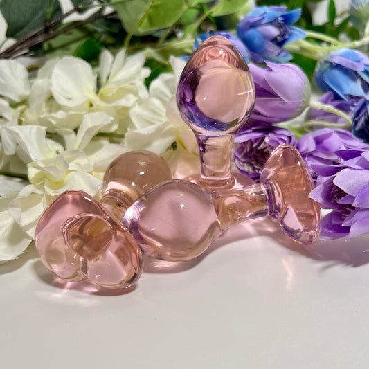 Mini heart plug - Cute as a button!